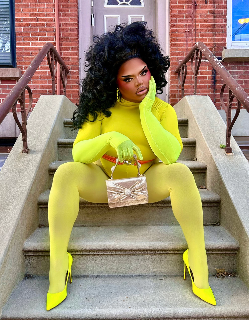 X MARKS THE SPOT TOP HANDLE BAG GOLD - Image 2