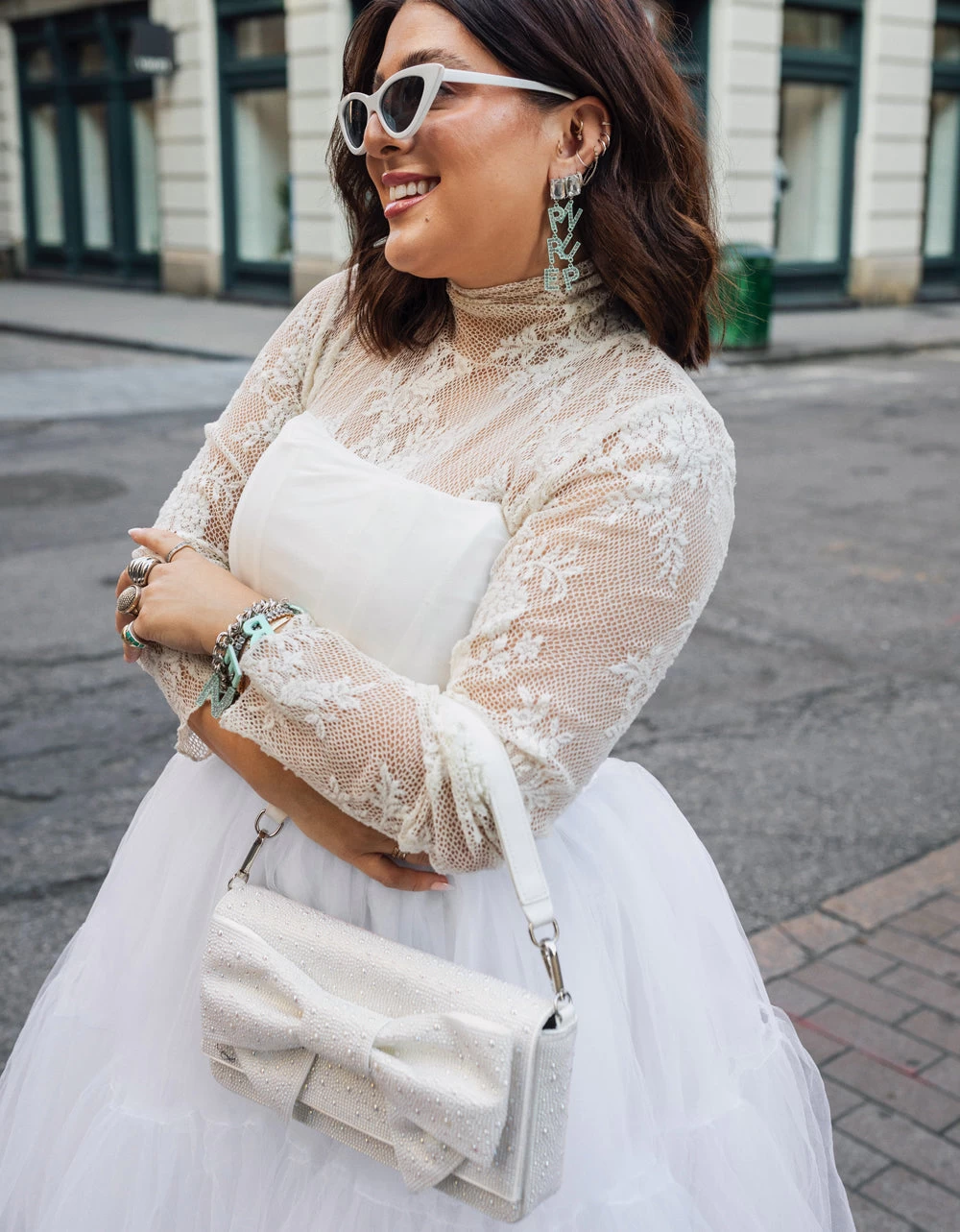 PRENUP LINEAR EARRINGS CRYSTAL - Image 2