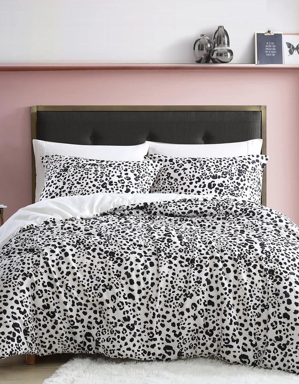 BETSEYS KING COMFORTER SET WATER LEOPARD